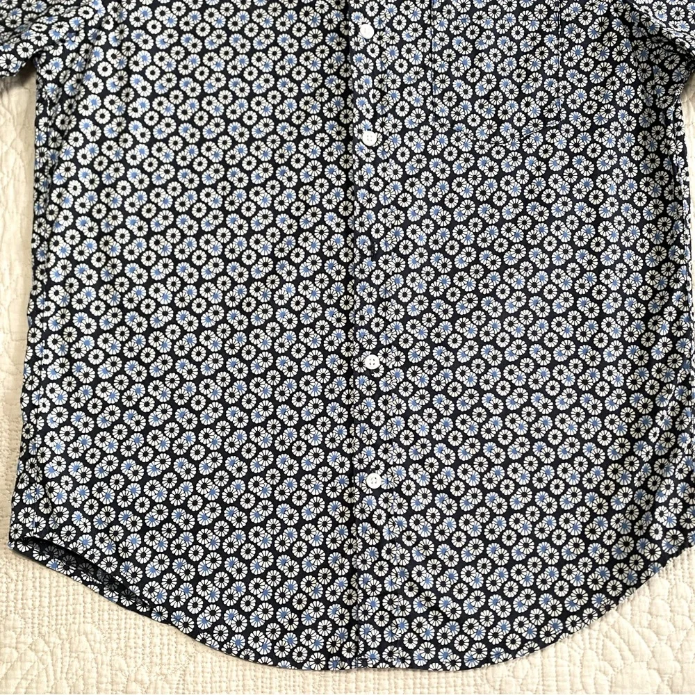 J. CREW Men’s Blue Floral Classic Flex Washed Button Up Short Sleeve Shirt Mediu